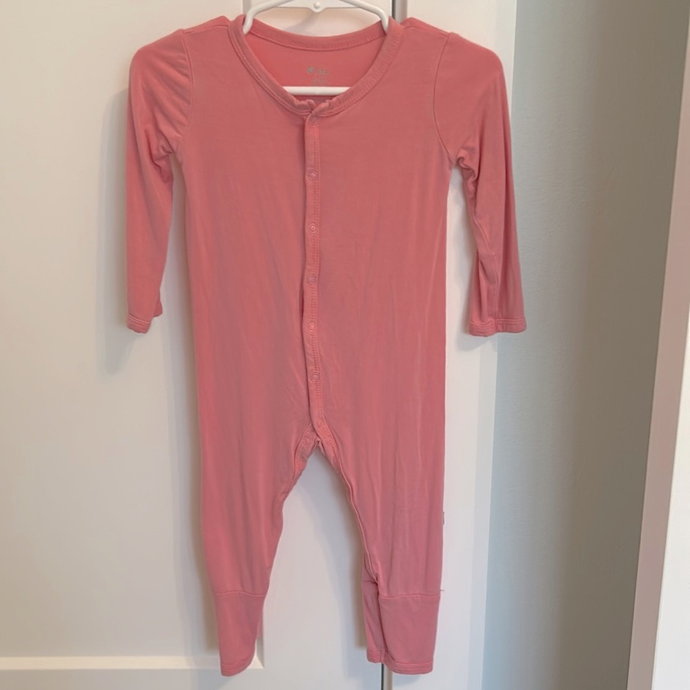 Kyte Baby romper in Rose
